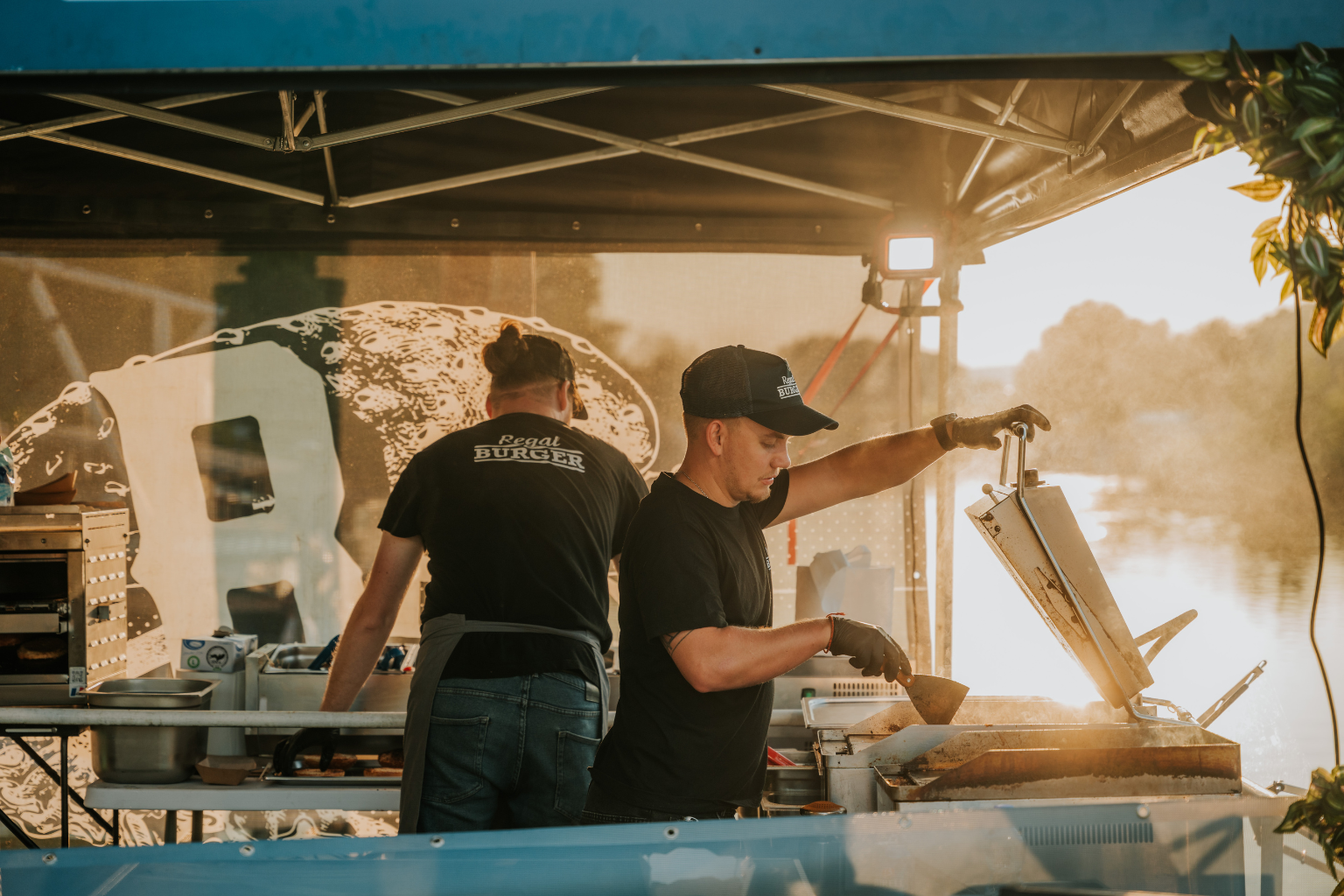 Loď Catering